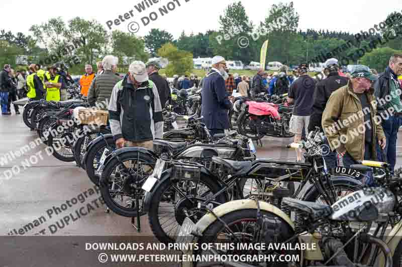 Vintage motorcycle club;eventdigitalimages;no limits trackdays;peter wileman photography;vintage motocycles;vmcc banbury run photographs